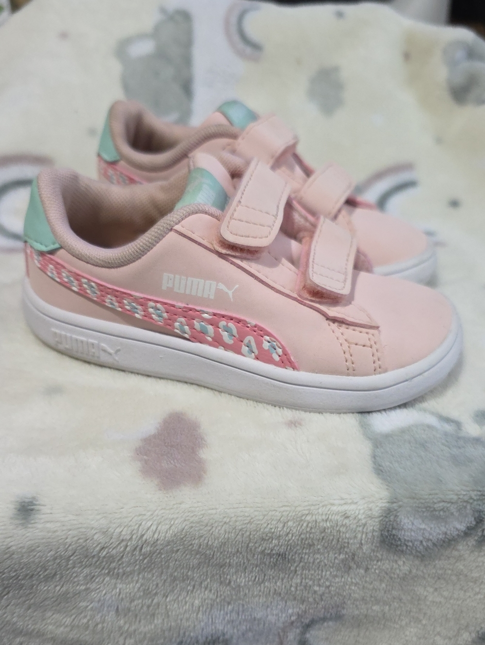 Puma Kids Pink & Mint Velcro Sneakers - US 7c